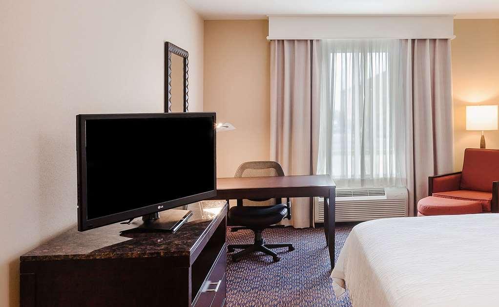 Hilton Garden Inn Midland Pokój zdjęcie