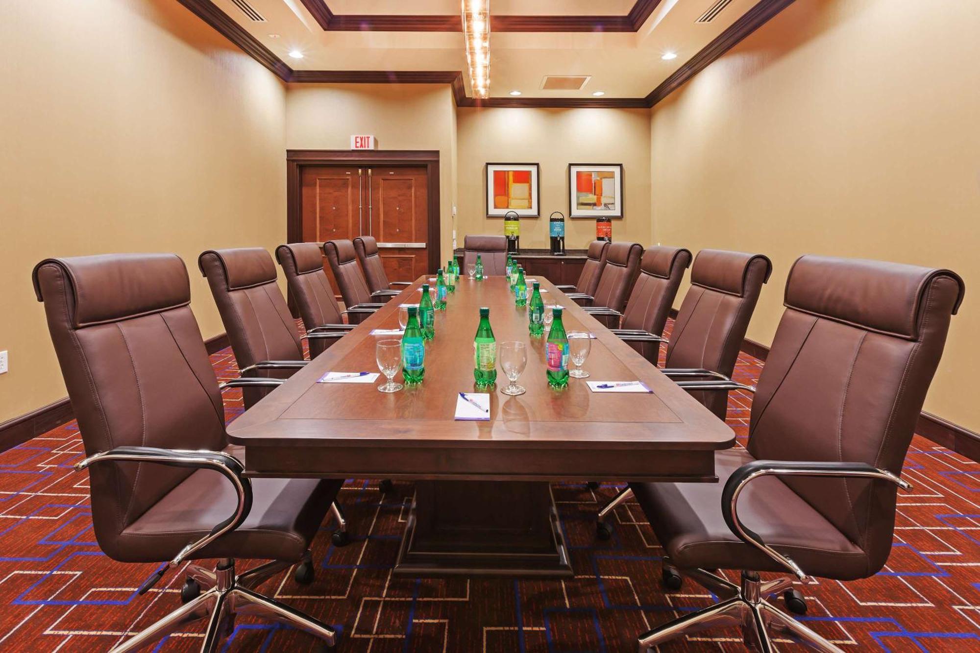 Hilton Garden Inn Midland Zewnętrze zdjęcie